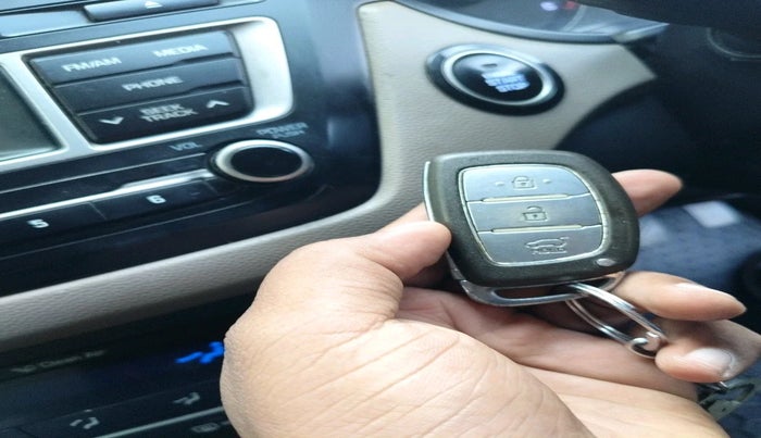 2015 Hyundai Elite i20 SPORTZ 1.4 (O) CRDI, Diesel, Manual, 1,06,657 km, interior