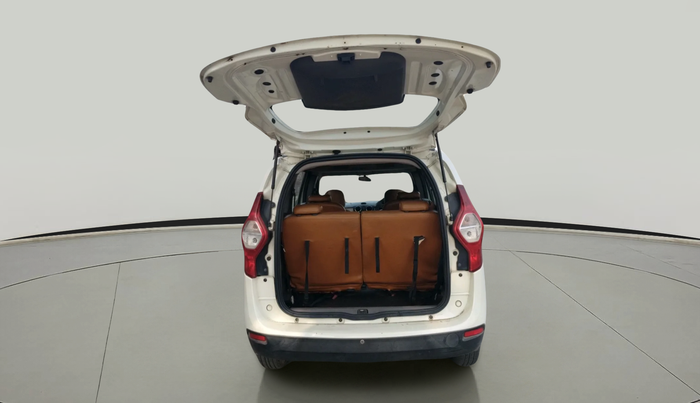 2018 Renault Lodgy 85 PS RXE 7 STR, Diesel, Manual, 1,09,499 km, exterior