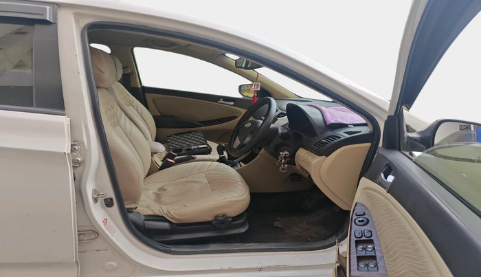 2015 Hyundai Verna FLUIDIC 1.6 CRDI S(O) 4S, Diesel, Manual, 1,20,122 km, interior