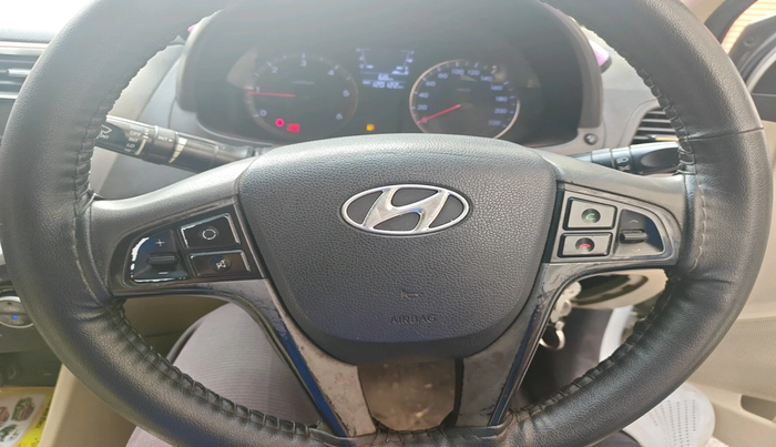 2015 Hyundai Verna FLUIDIC 1.6 CRDI S(O) 4S, Diesel, Manual, 1,20,122 km, interior