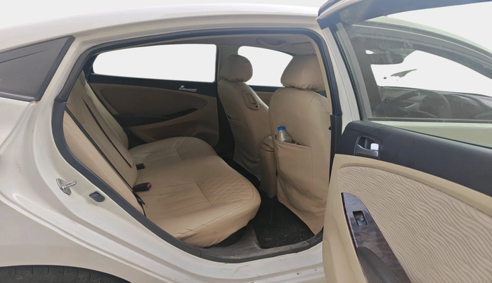 2015 Hyundai Verna FLUIDIC 1.6 CRDI S(O) 4S, Diesel, Manual, 1,20,122 km, interior