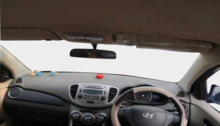 2015 Hyundai i10 SPORTZ 1.1, Petrol, Manual, 50,108 km, interior