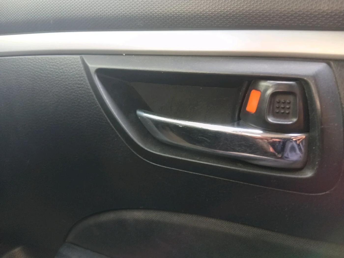 2012 Maruti Swift ZDI, Diesel, Manual, 2,90,000 km, interior
