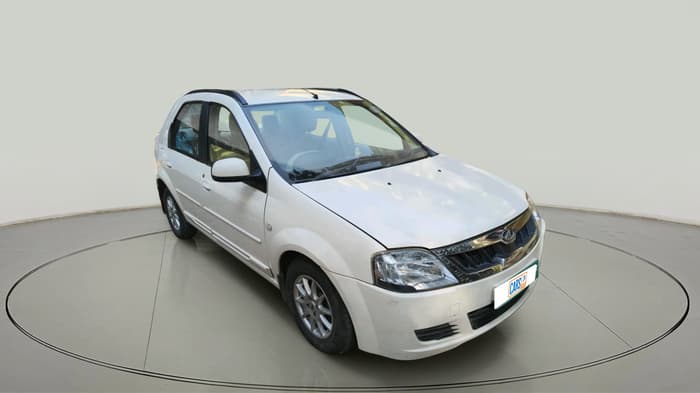 2019 Mahindra E VERITO D6, Electric, Automatic, 67,195 km, exterior