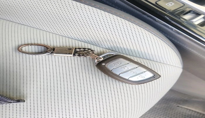 2024 Hyundai Creta SX (O) 1.5 TURBO DCT, Petrol, Automatic, 23,809 km, interior