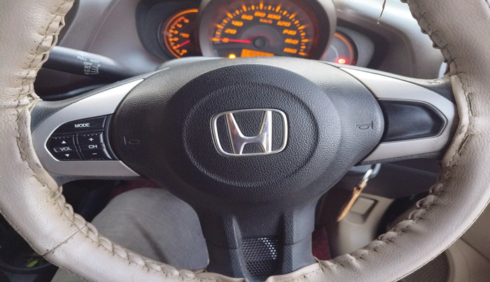 2013 Honda Amaze 1.5L I-DTEC S, Diesel, Manual, 1,10,593 km, interior