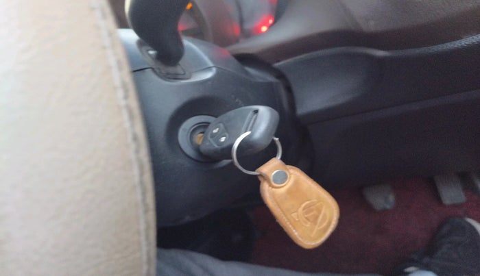 2013 Honda Amaze 1.5L I-DTEC S, Diesel, Manual, 1,10,593 km, interior