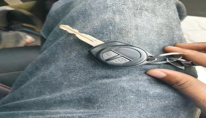 2013 Maruti Swift ZXI, Petrol, Manual, 67,337 km, interior