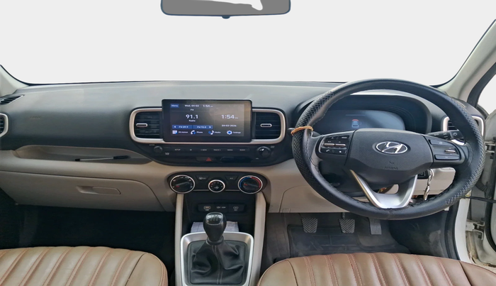 2022 Hyundai VENUE S(O) 1.2, Petrol, Manual, 33,950 km, interior