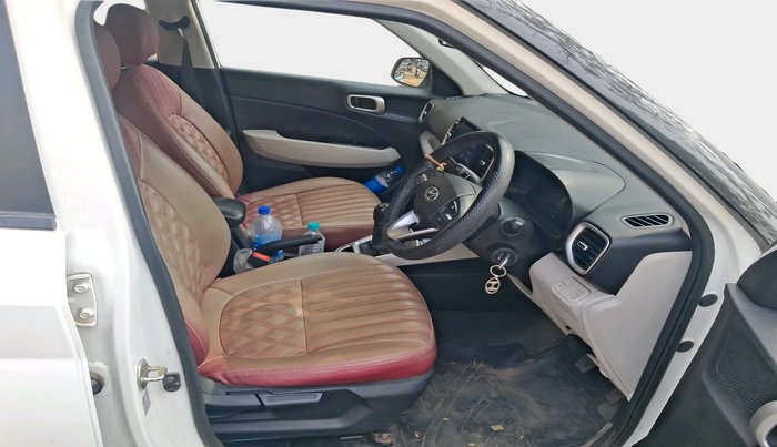 2022 Hyundai VENUE S(O) 1.2, Petrol, Manual, 33,950 km, interior