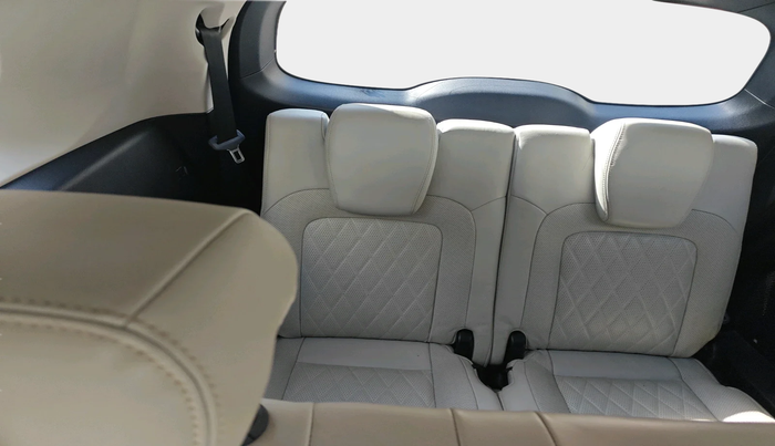 2021 Tata Safari XZ PLUS GOLD, Diesel, Manual, 64,538 km, interior