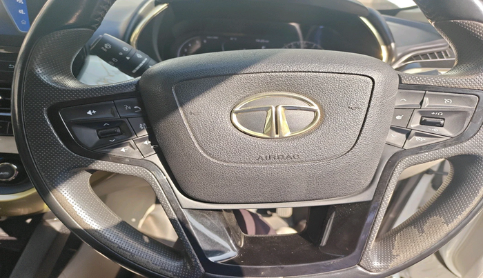 2021 Tata Safari XZ PLUS GOLD, Diesel, Manual, 64,538 km, interior