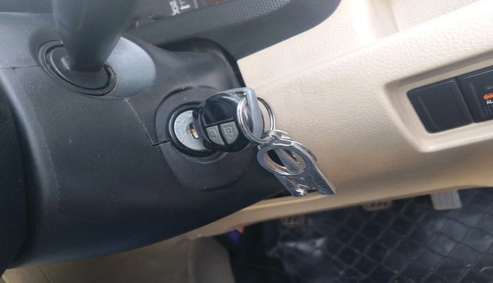 2017 Maruti Swift Dzire LXI (O), Petrol, Manual, 46,660 km, interior