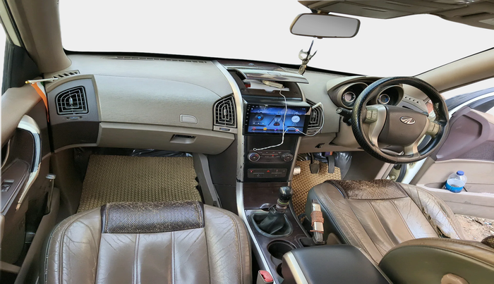 2012 Mahindra XUV500 W8, Diesel, Manual, 1,31,993 km, interior