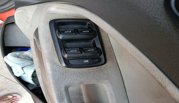 2014 Ford Ecosport TITANIUM 1.5L DIESEL, Diesel, Manual, 1,37,810 km, interior