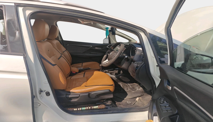 2019 Honda WR-V 1.5L I-DTEC V MT, Diesel, Manual, 3,12,660 km, interior