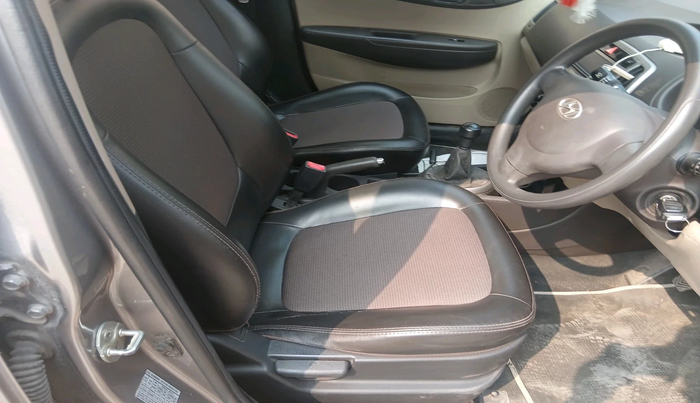 2013 Hyundai i20 MAGNA 1.2, Petrol, Manual, 66,671 km, interior