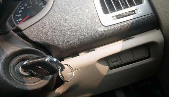 2013 Hyundai i20 MAGNA 1.2, Petrol, Manual, 66,671 km, interior