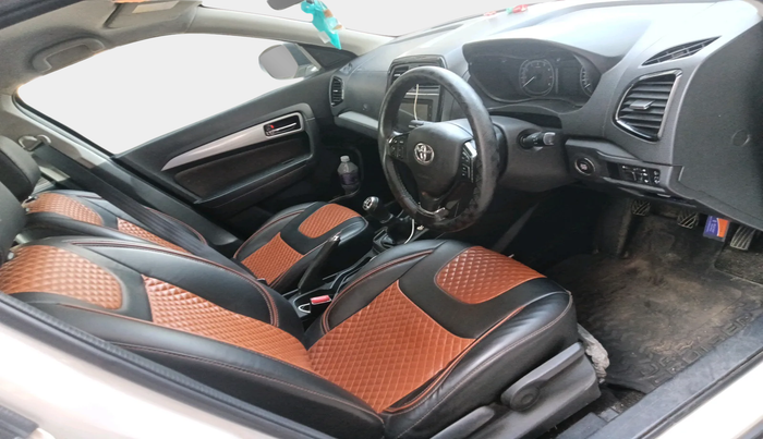 2021 Toyota URBAN CRUISER HIGH GRADE MT, Petrol, Manual, 48,062 km, interior