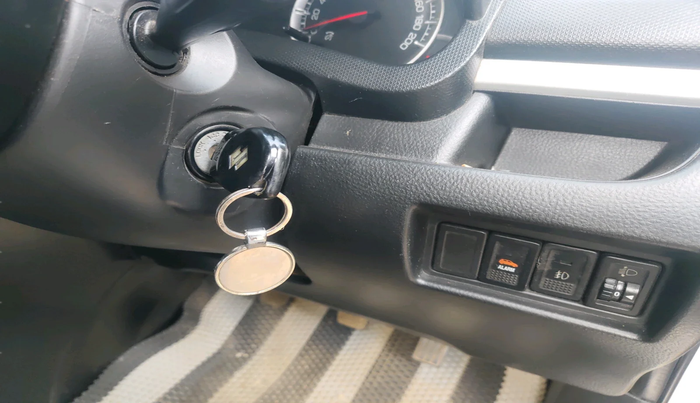 2017 Maruti Swift VDI, Diesel, Manual, 1,65,001 km, interior