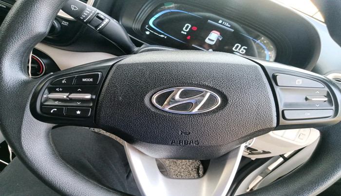 2023 Hyundai VENUE S 1.2, Petrol, Manual, 20,561 km, interior