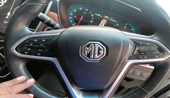 2020 MG HECTOR PLUS SHARP 2.0 DIESEL TURBO MT 6-STR, Diesel, Manual, 1,48,001 km, interior