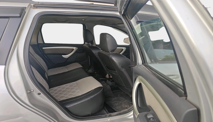 2013 Renault Duster 110 PS RXL DIESEL, Diesel, Manual, 95,855 km, interior