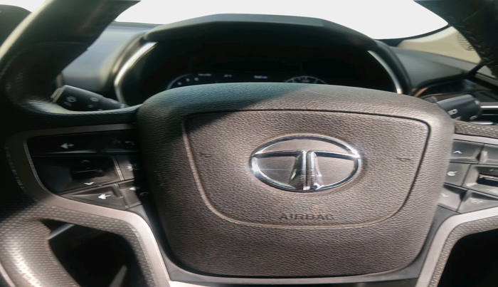 2021 Tata Harrier XZA SUNROOF 2.0L, Diesel, Automatic, 1,10,396 km, interior