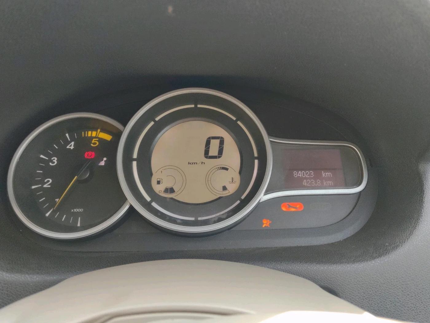 2013 Renault Fluence 1.5 E4, Diesel, Manual, 84,023 km, interior