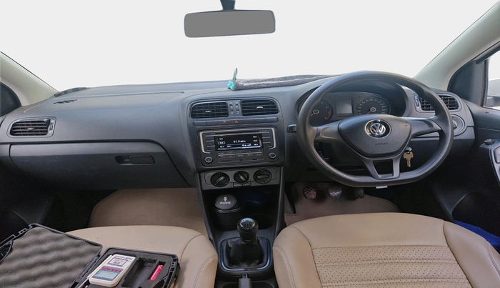 2016 Volkswagen Polo COMFORTLINE 1.2L, Petrol, Manual, 62,592 km, interior