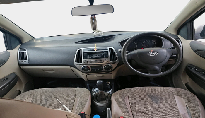 2013 Hyundai i20 MAGNA (O) 1.4 CRDI, Diesel, Manual, 1,53,329 km, interior