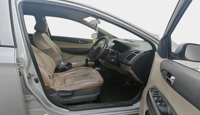 2013 Hyundai i20 MAGNA (O) 1.4 CRDI, Diesel, Manual, 1,53,329 km, interior