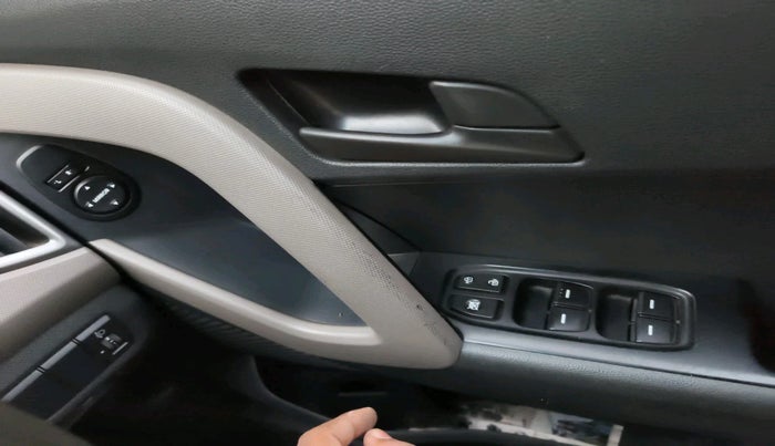 2017 Hyundai Creta E PLUS 1.6 PETROL, Petrol, Manual, 65,593 km, interior