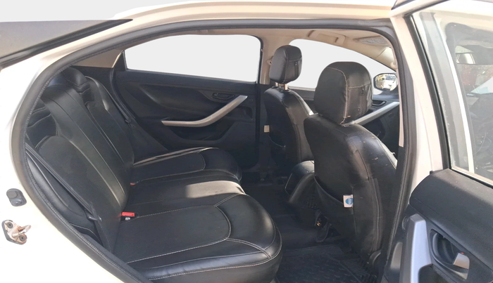 2022 Tata NEXON XM SUNROOF PETROL, Petrol, Manual, 84,426 km, interior