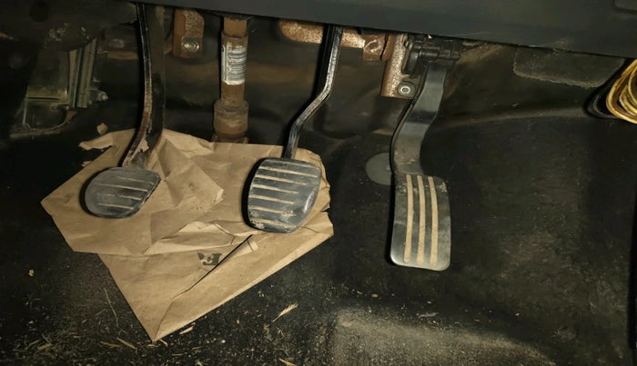 2013 Renault Duster 85 PS RXL DIESEL, Diesel, Manual, 1,40,922 km, interior