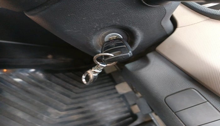 2016 Hyundai Grand i10 SPORTZ 1.2 KAPPA VTVT, Petrol, Manual, 64,883 km, interior