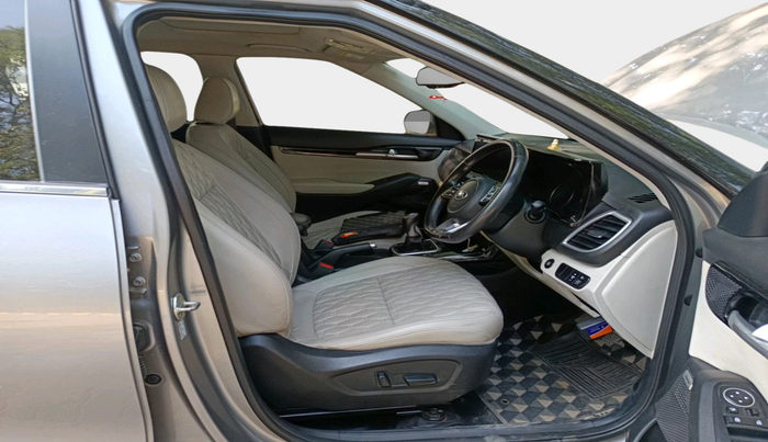 2019 KIA SELTOS HTX PLUS 1.5 DIESEL, Diesel, Manual, 1,55,965 km, interior