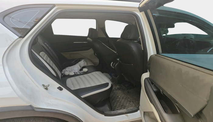 2022 KIA SONET HTX ANNIVERSARY EDITION 1.5, Diesel, Manual, 64,141 km, interior