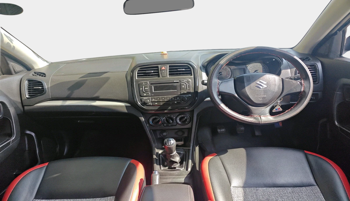 2020 Maruti Vitara Brezza LXI, Petrol, Manual, 34,641 km, interior