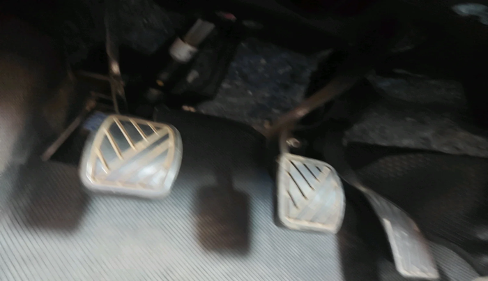 2020 Maruti Vitara Brezza LXI, Petrol, Manual, 34,641 km, interior