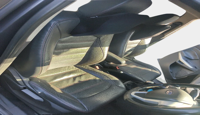 2014 Ford Ecosport TITANIUM 1.5L DIESEL (OPT), Diesel, Manual, 1,17,697 km, interior