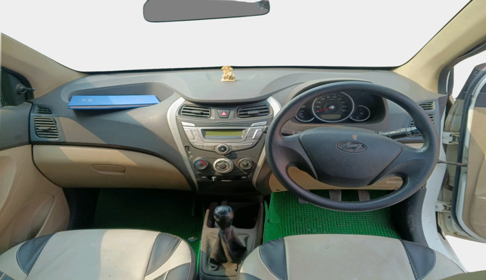 2015 Hyundai Eon MAGNA +, Petrol, Manual, 89,838 km, interior