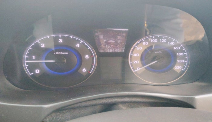 2014 Hyundai Verna FLUIDIC 1.6 CRDI SX, Diesel, Manual, 1,38,445 km, interior