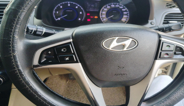 2014 Hyundai Verna FLUIDIC 1.6 CRDI SX, Diesel, Manual, 1,38,445 km, interior