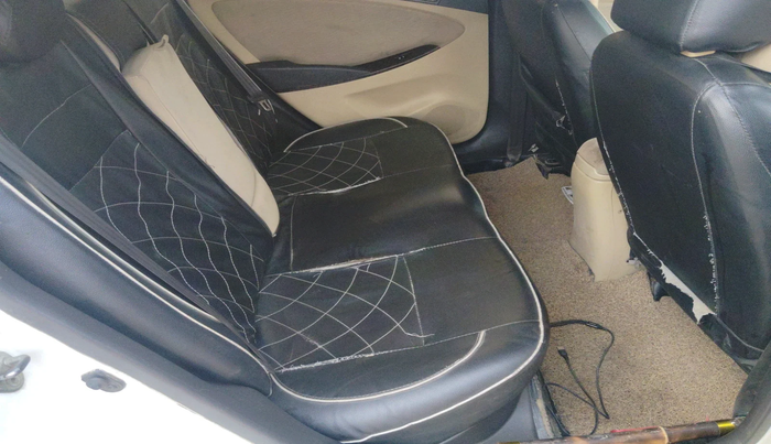 2014 Hyundai Verna FLUIDIC 1.6 CRDI SX, Diesel, Manual, 1,38,445 km, interior