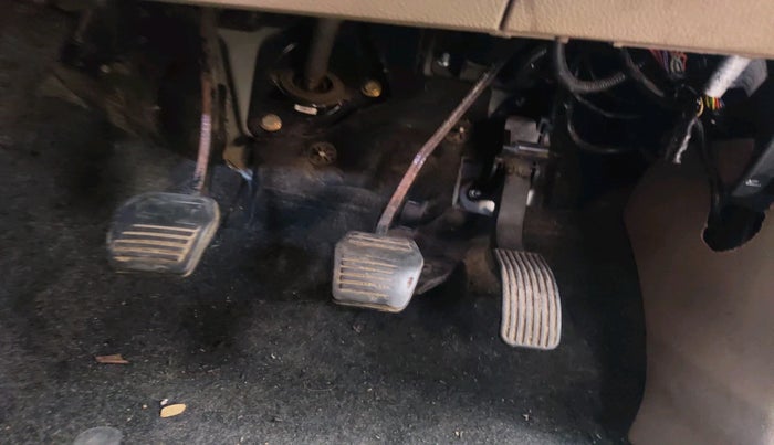 2015 Mahindra TUV300 T6 PLUS, Diesel, Manual, 67,814 km, interior