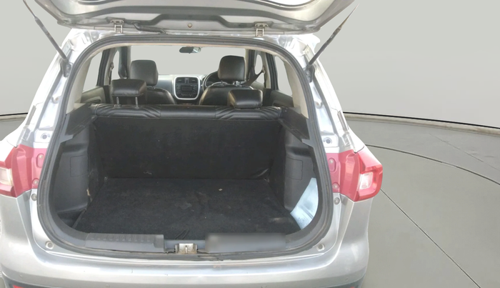 2020 Maruti Vitara Brezza VXI, Petrol, Manual, 1,70,306 km, exterior