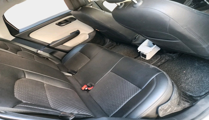 2023 Tata ALTROZ XMA Plus (S) DCT, Petrol, Automatic, 30,295 km, interior