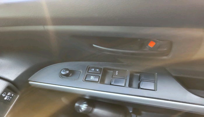 2016 Maruti S Cross SIGMA 1.3, Diesel, Manual, 1,06,570 km, interior