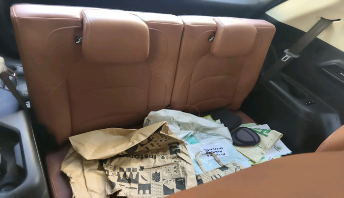 2022 MG HECTOR PLUS SHARP 2.0 DIESEL TURBO MT 6-STR, Diesel, Manual, 1,13,935 km, interior